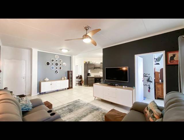 3 BEDROOM APARTMENT FOR SALE IN MODDERFONTEIN